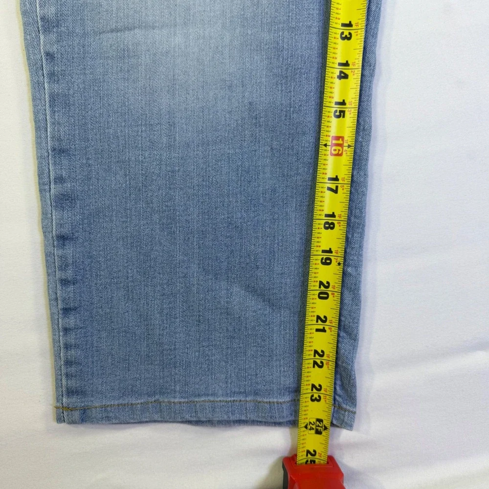 Levis‎ 541 Athletic Taper Jeans Mens 40x24 Light Wash Blue Denim Stretch Short